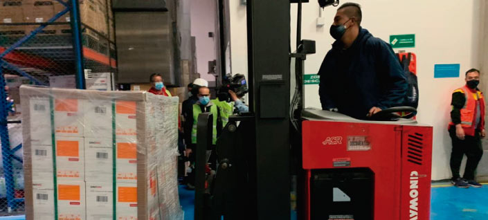 Colombia recibe un lote de un millón de vacunas Sinovac contra el covid-19