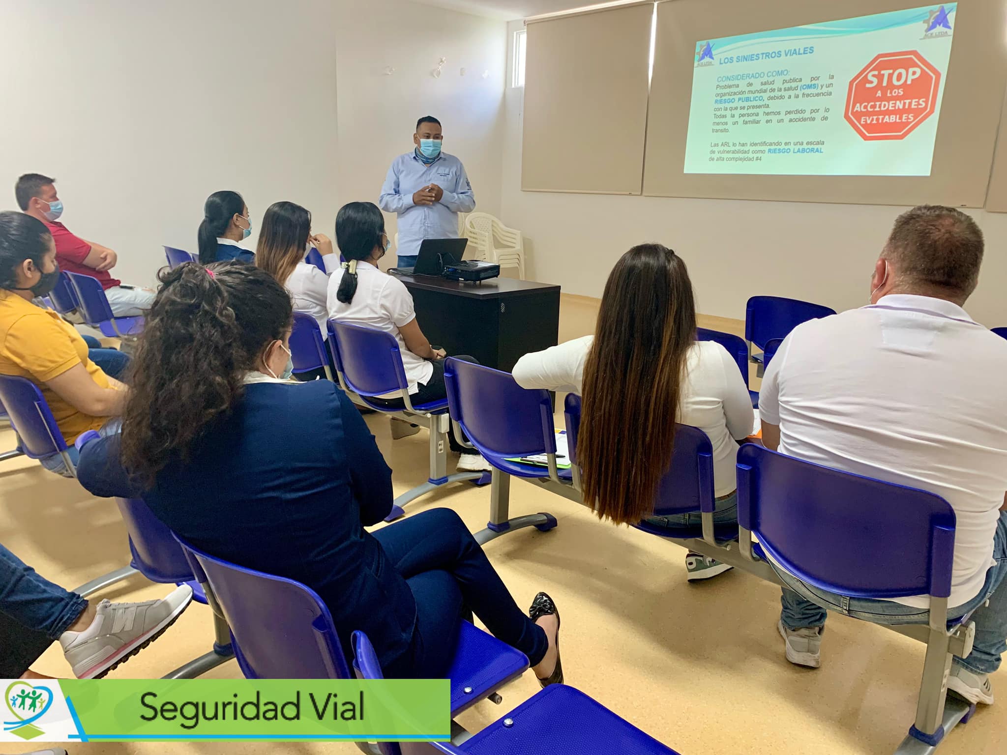 Personal del Hospital Regional José David Padilla Villafañe recibió charla educativa sobre Seguridad Vial