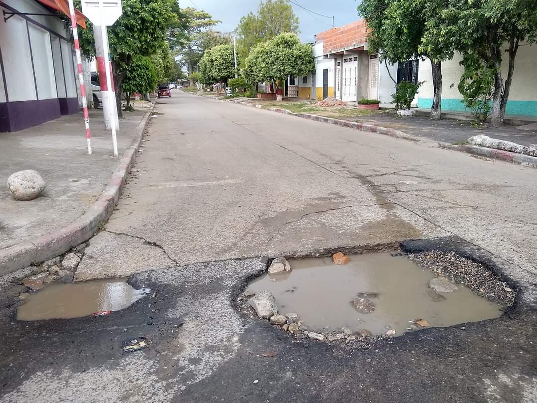 Aguachica llena de huecos: el pésimo estado de su malla vial dificulta la movilidad