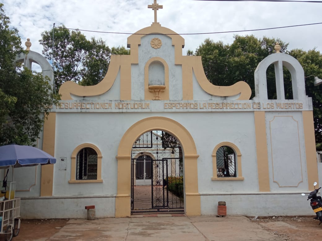 Consumidores de drogas roban elementos de las tumbas del cementerio de Aguachica