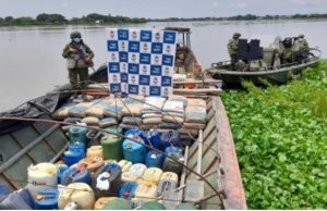 La Armada incautó combustible y cemento en el sur de Bolívar