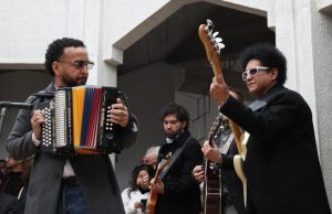 Egidio Cuadrado fue despedido con parranda vallenata