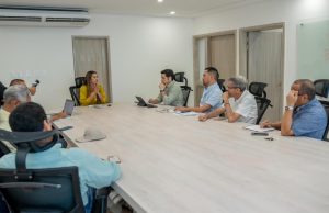 Gobernadora Elvia Milena Sanjuan y gremio de arroceros trazan hoja de ruta para fortalecer el sector agroindustrial